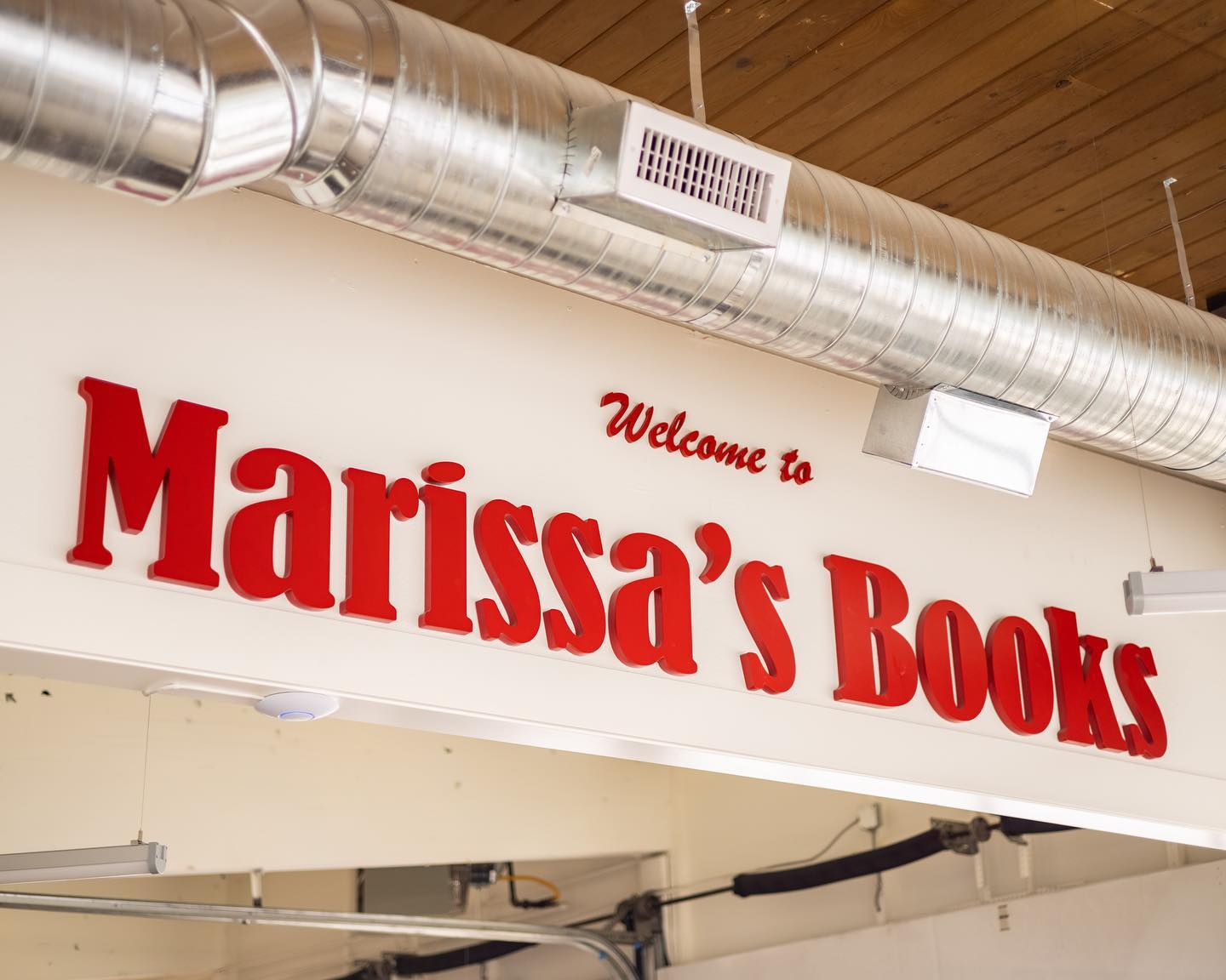 Logo that says "Welcome to Marissa's Books"