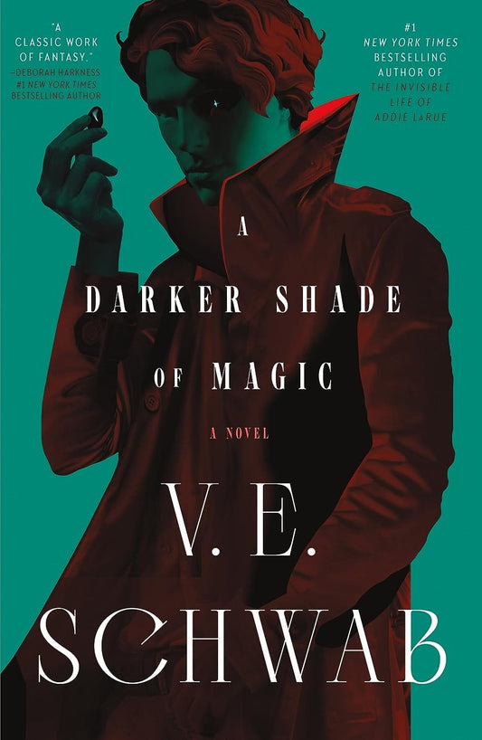 Marissa's Books & Gifts, LLC 9781250891211 Paperback (2023 Cover) A Darker Shade of Magic (Shades of Magic, Book 1)