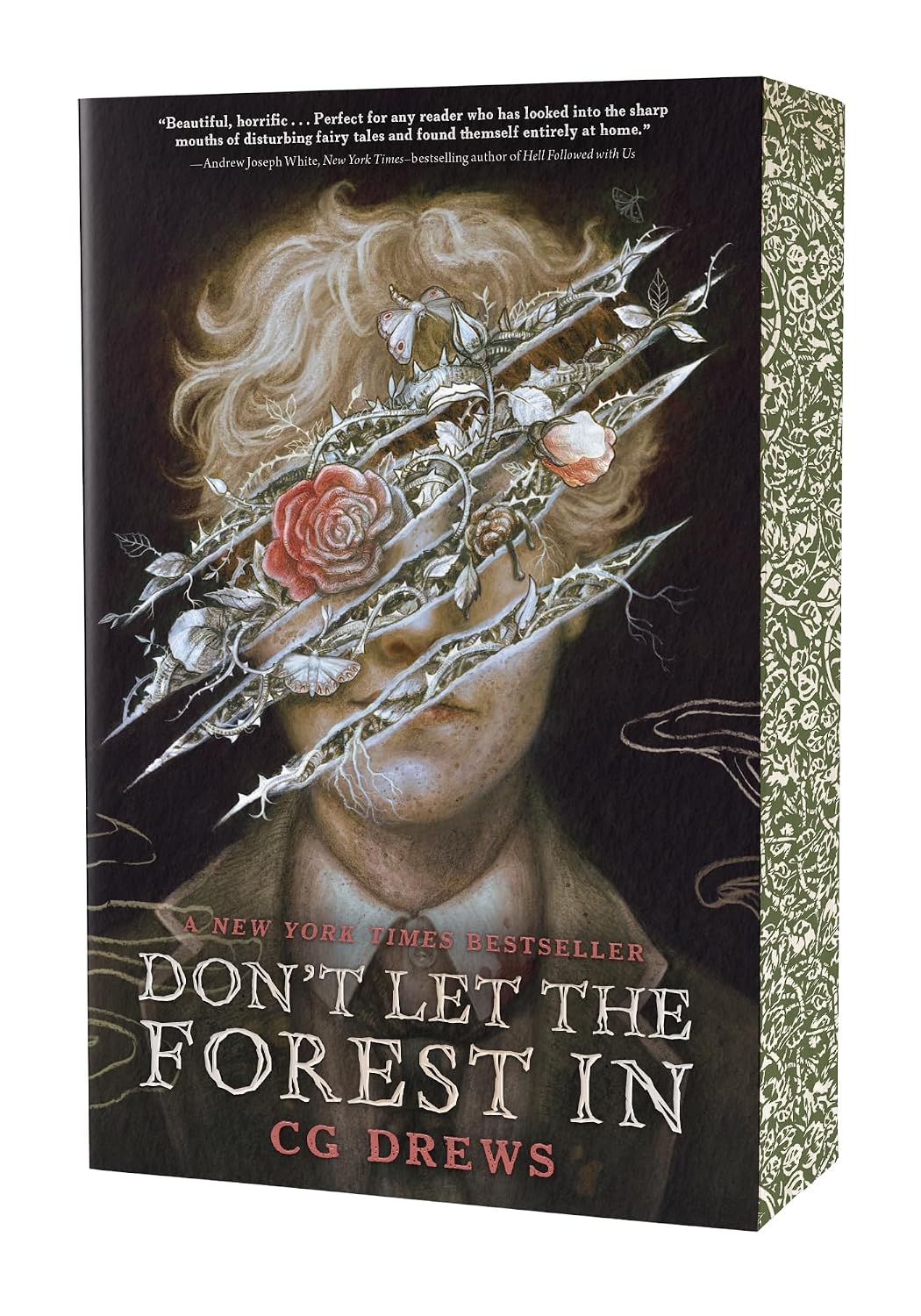 Ingram 9781250895646 Paperback Don't Let the Forest In