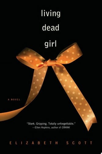 Ingram 9781416960607 Paperback Living Dead Girl
