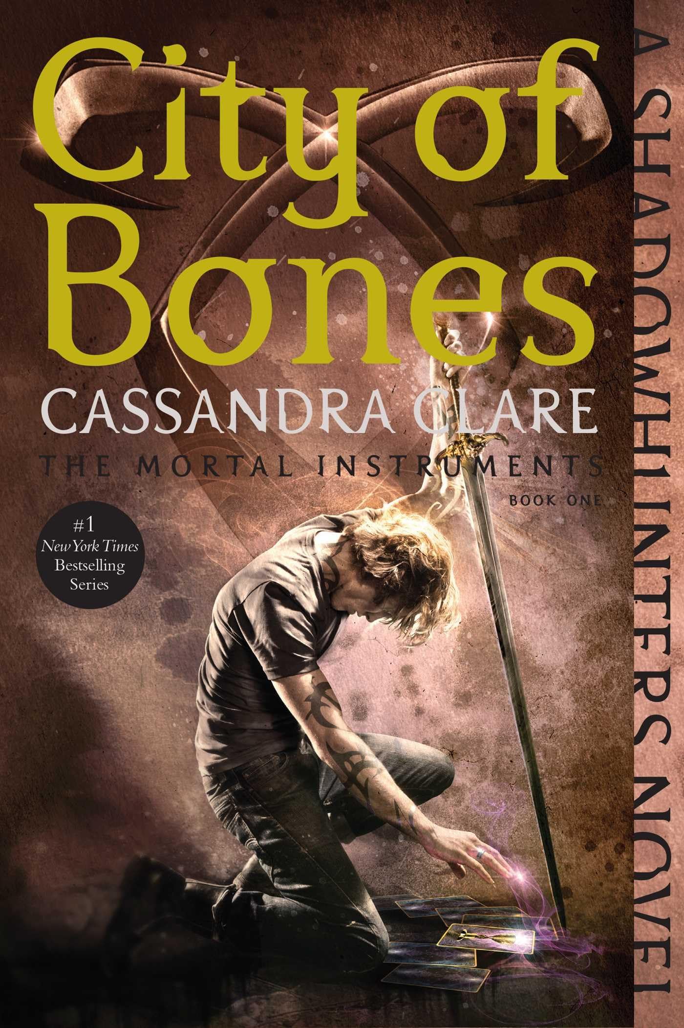 Marissa's Books & Gifts, LLC 9781481455923 Paperback City of Bones (The Mortal Instruments, Book 1)