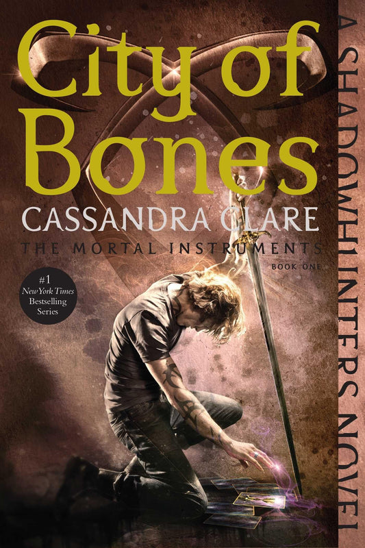 Marissa's Books & Gifts, LLC 9781481455923 Paperback City of Bones (The Mortal Instruments, Book 1)