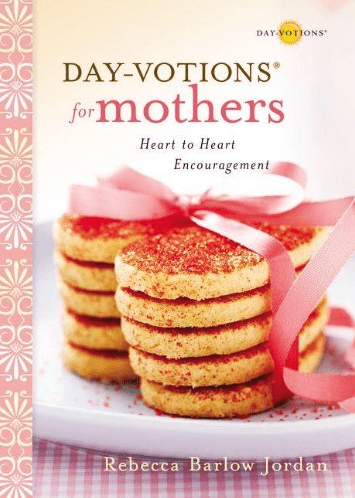 Marissa's Books & Gifts, LLC 9780310322047 Day-Votions for Mothers: Heart to Heart Encouragement