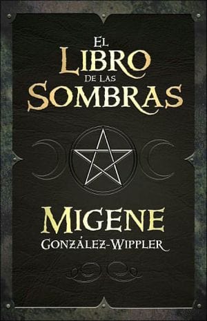 Marissa's Books & Gifts, LLC 9780738702056 El libro de las sombras (Spanish Edition)