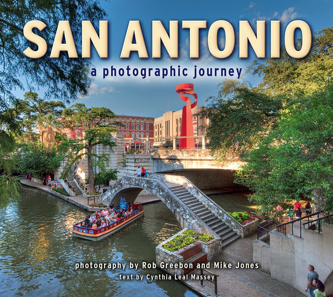 Marissa's Books & Gifts, LLC 9781560377863 San Antonio: A Photographic Journey