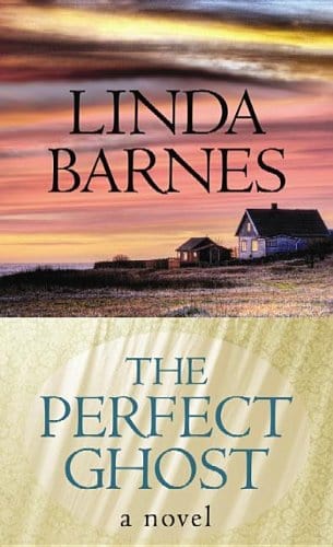 Marissa's Books & Gifts, LLC 9781611737530 The Perfect Ghost (Large Print)